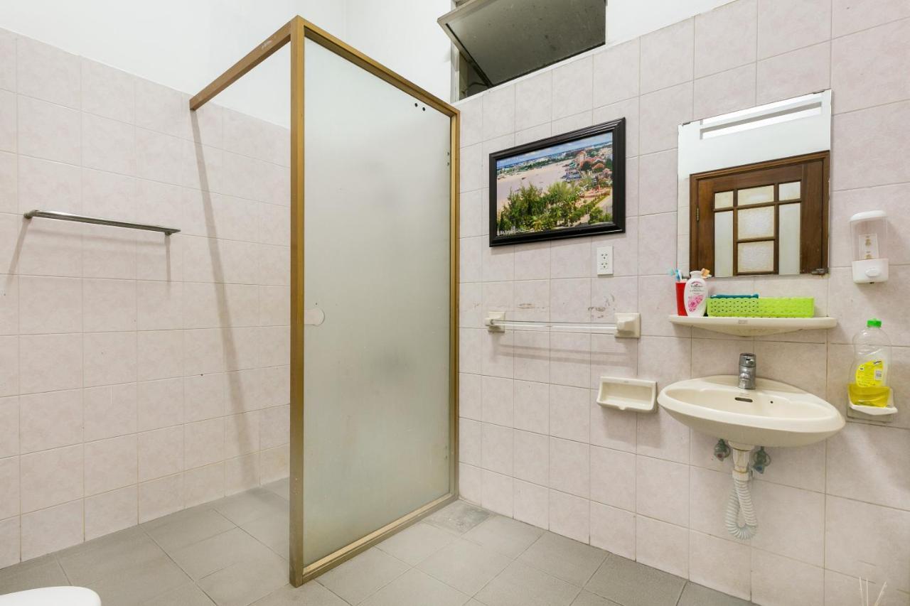 Spot On 710 Sakura Hostel Cholon Ho Chi Minh-staden Exteriör bild
